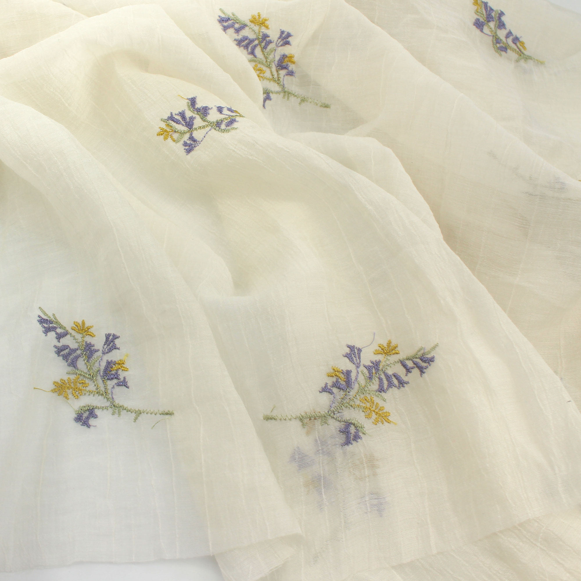 古典米黄色肌理薄款天丝绉刺绣花  汉服装襦裙连衣裙罩衫披肩面料