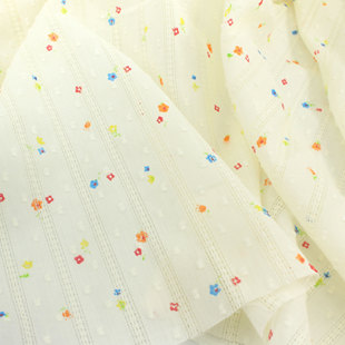 米黄色薄款提花猫爪剪花碎花条纹纯棉 上衣服装连衣裙子童装面料