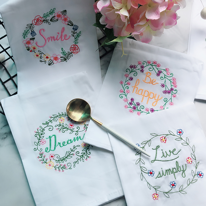 绣花白色纯棉餐巾布艺餐桌垫