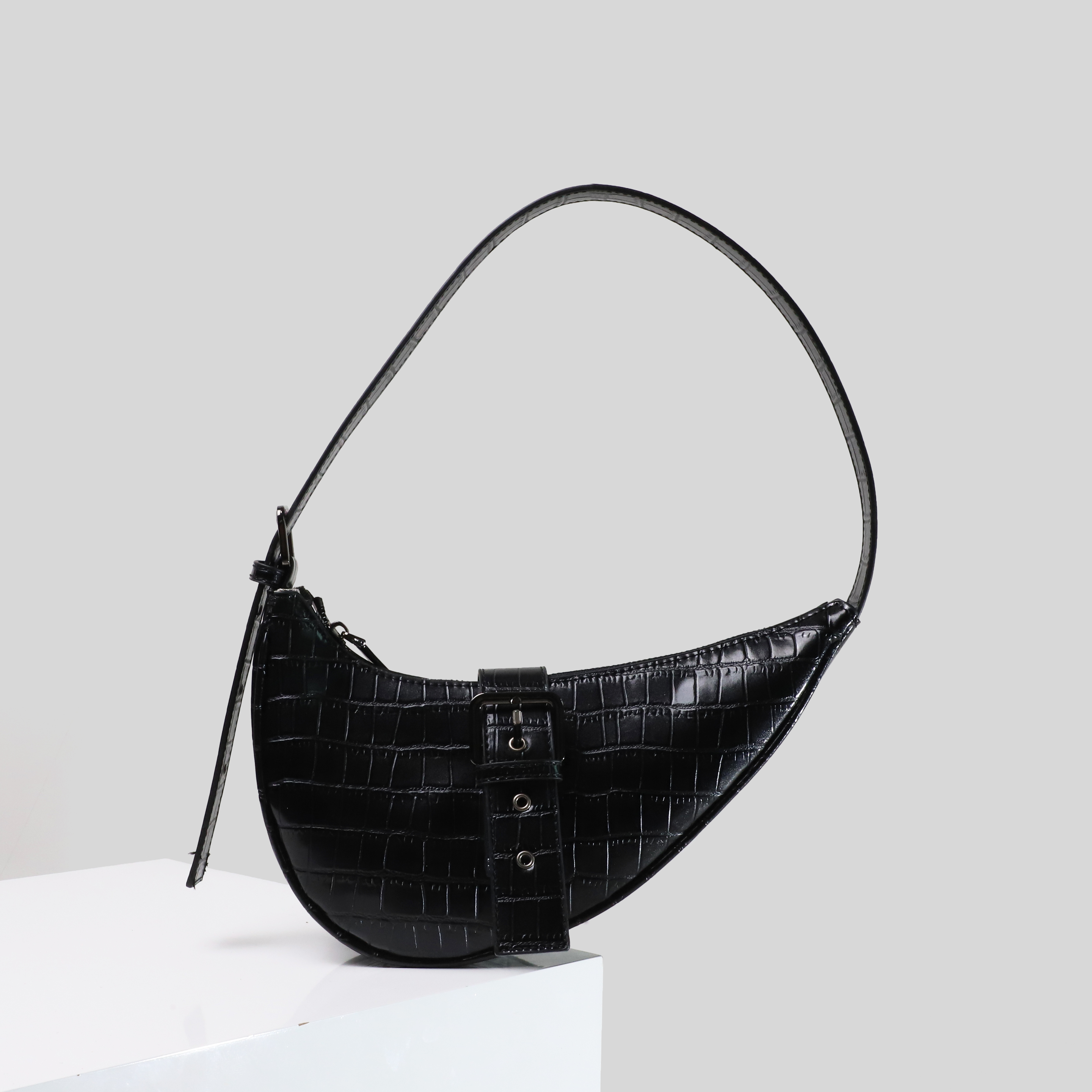 新月形法式腋下包手提单肩包女