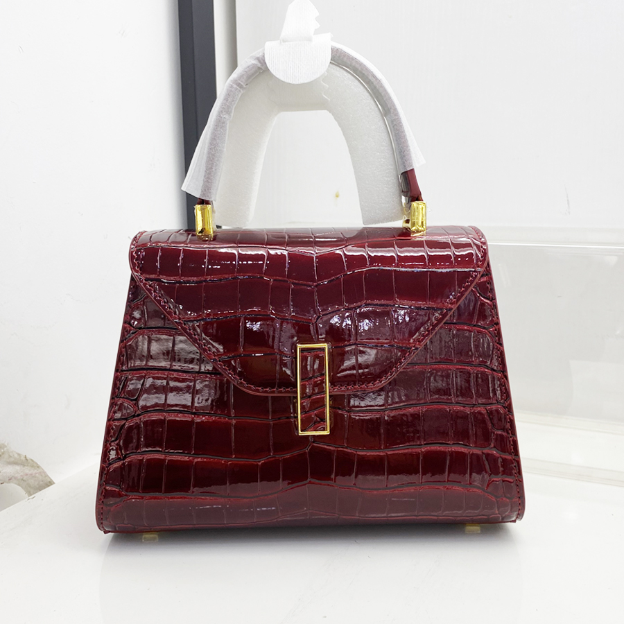 鳄鱼纹凯莉包2025秋冬新款韩版小众设计简约通勤手提单肩斜挎包