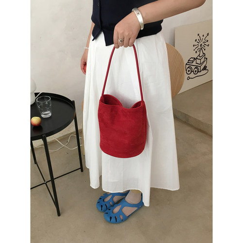 HIJUDY腋下包秋麂皮红