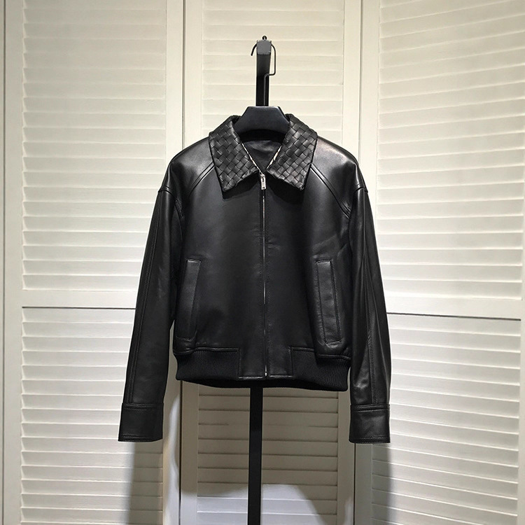 今年流行特惠海宁皮衣短款欧货宽松大码编织绵羊皮真皮外套2025