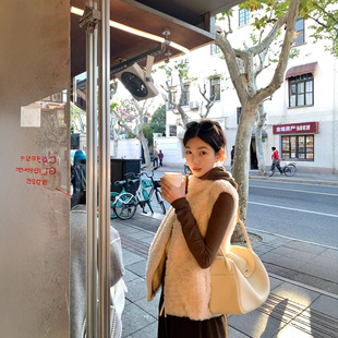 今年流行特惠【半打奶酥】2025绵羊毛皮草马甲立领拉链款皮毛一体