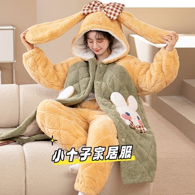 三层加厚珊瑚绒睡衣套装