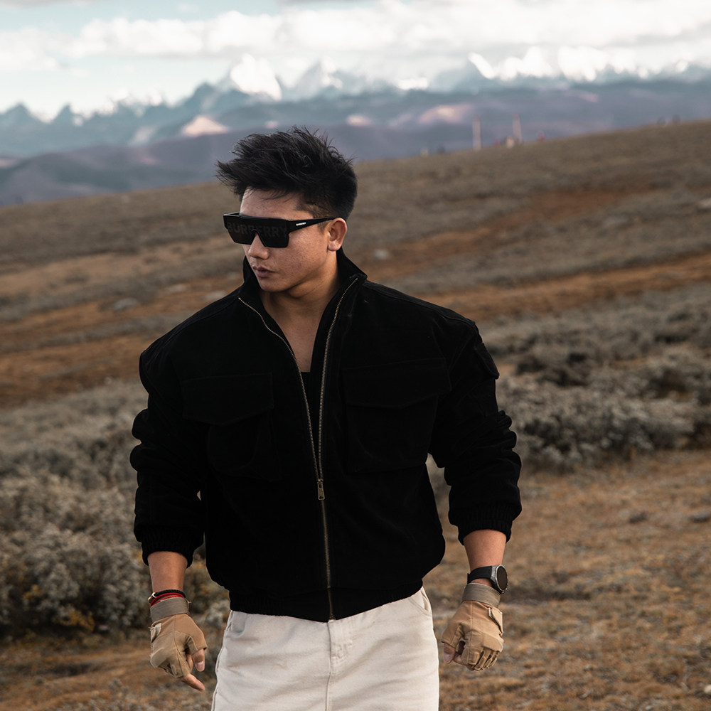 同素异形美式工装翻毛皮夹克男