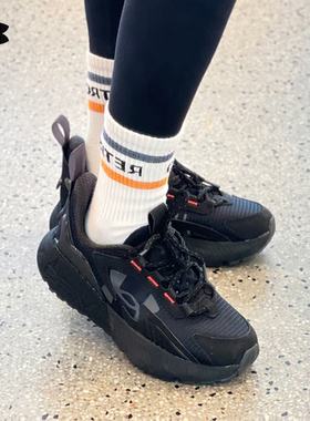 安德玛UA HOVR Mega 2男女同款情侣鞋运动休闲跑步鞋3026629黑色