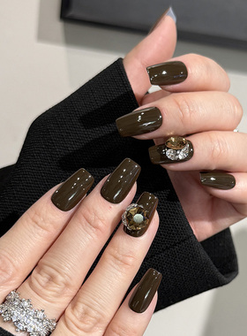 NailArt巧克力堆钻穿戴甲高级显白短中方长梯ins纯欲风氛围感美甲