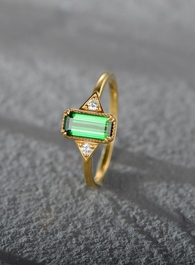 轻奢镶嵌绿碧玺戒指女镶钻简约长方形绿锆石个性女戒ins风