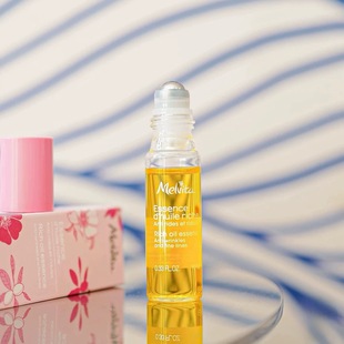 比眼霜吊一万倍 时光小亮珠眼部精华油10ml 淡纹魔法 法国