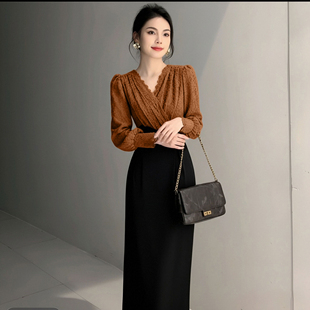 秋冬气质名媛轻熟假两件V领蕾丝拼接包臀连衣裙女QJ026 有里布