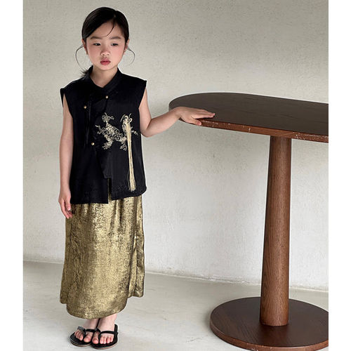 刺绣套装宇涵妈汉服新中式