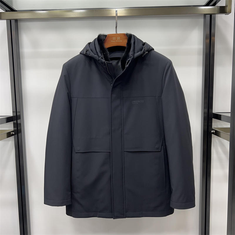 非贤品牌尼克服保暖时尚