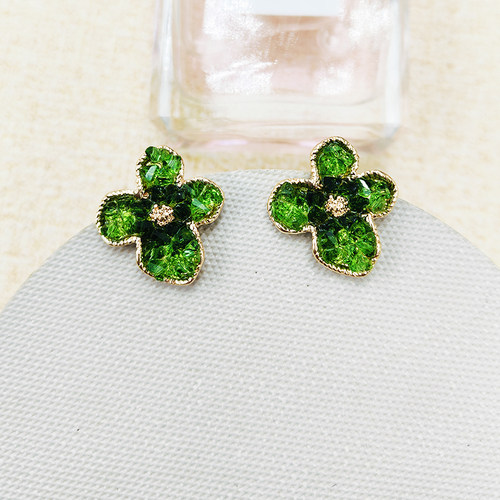 74484时尚新款洋气耳环绿