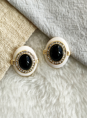 中式复古耳饰小众设计高级感黑色宝石银针耳钉椭圆白色滴油B266