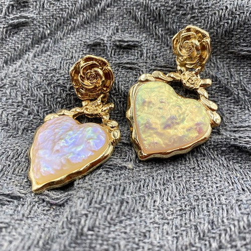 】法式复古爱心吊坠夸张耳环