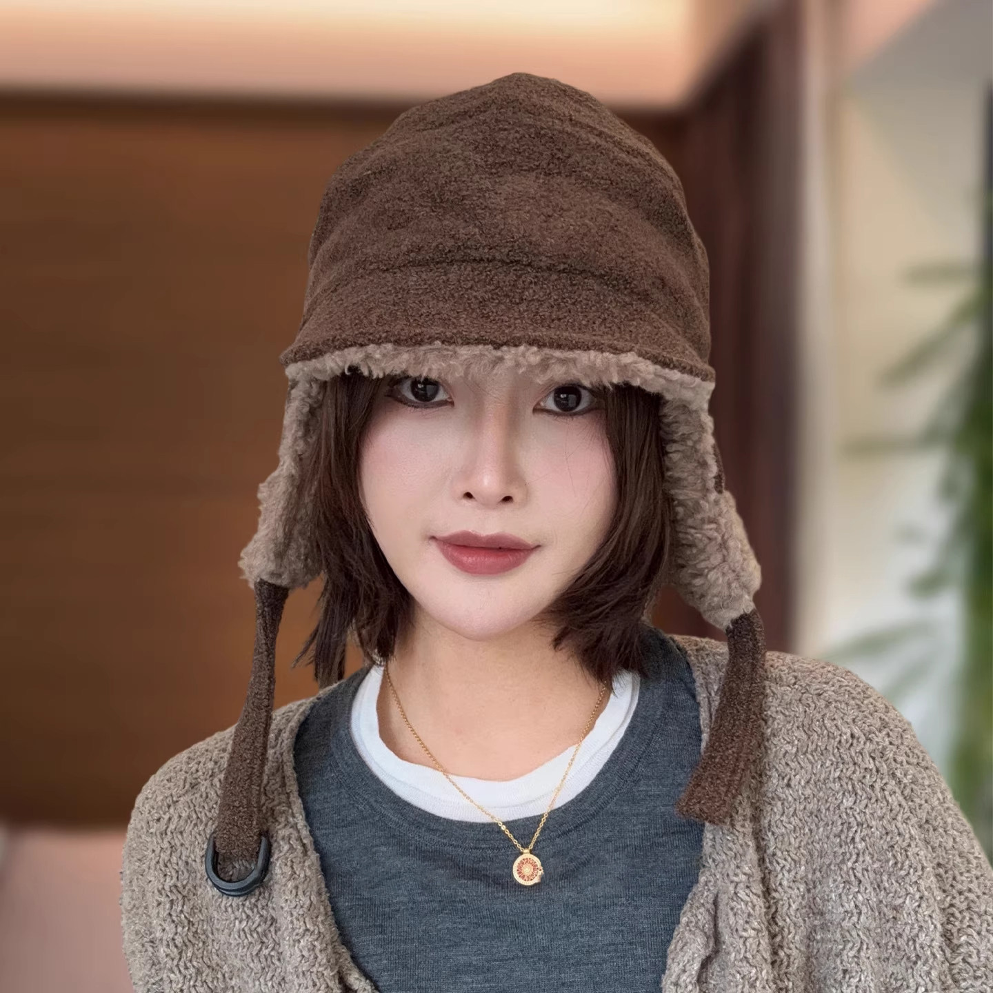 百搭双面戴毛绒雷锋帽女冬保暖帽