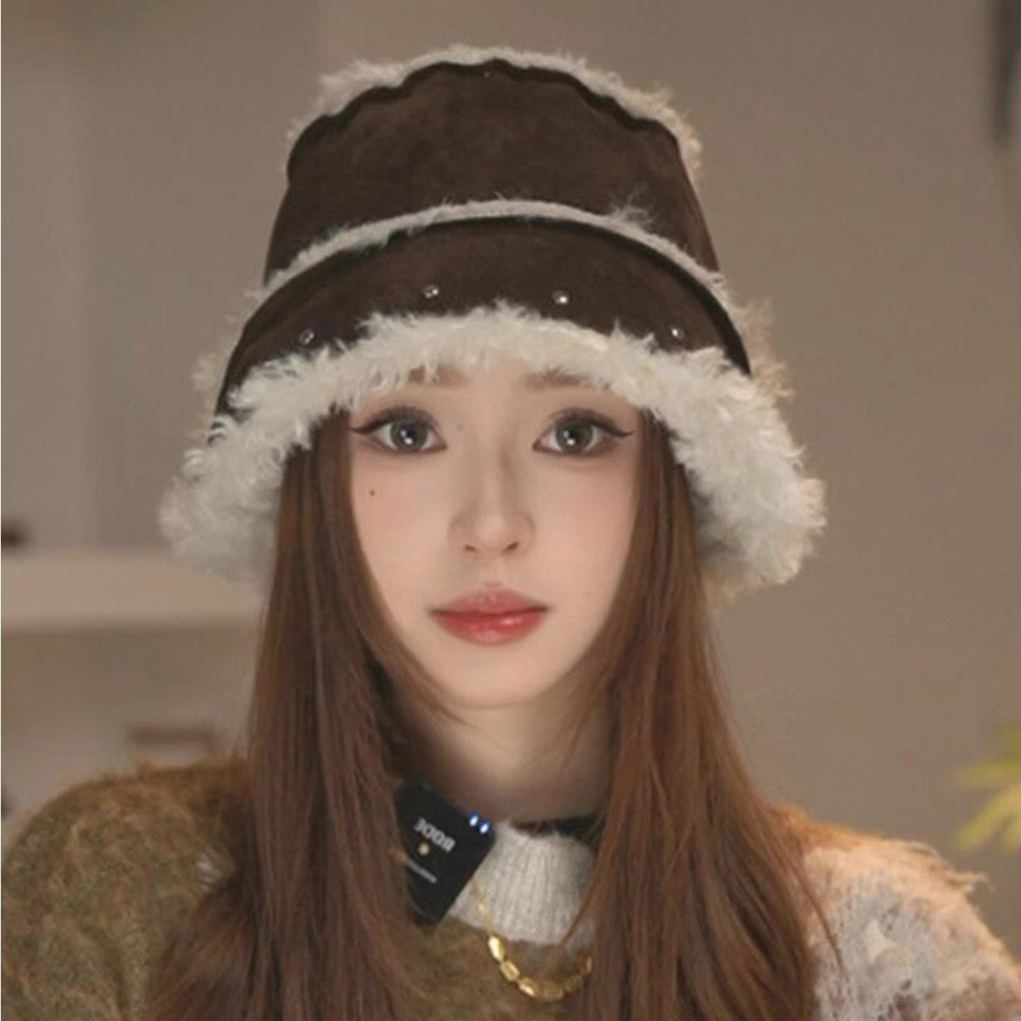 2025新款麂皮绒渔夫帽子女秋冬季加厚保暖包头帽滑雪护耳毛绒冷帽