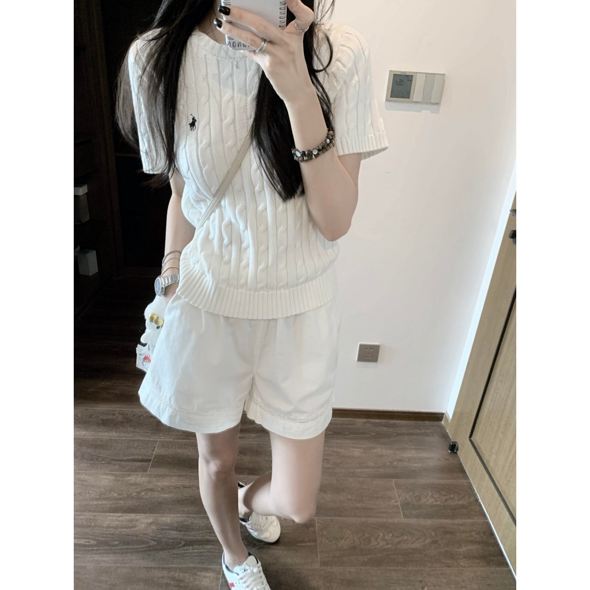 夏日新款小众设计感网红洋气针织短袖上衣高腰修身显瘦直筒短裤女