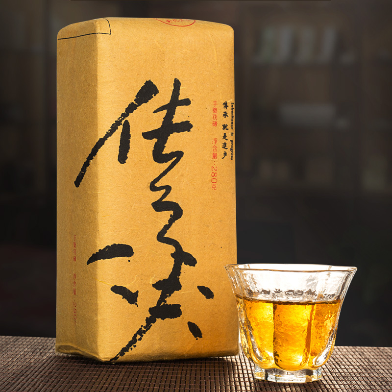 国津安化黑茶金花茯砖