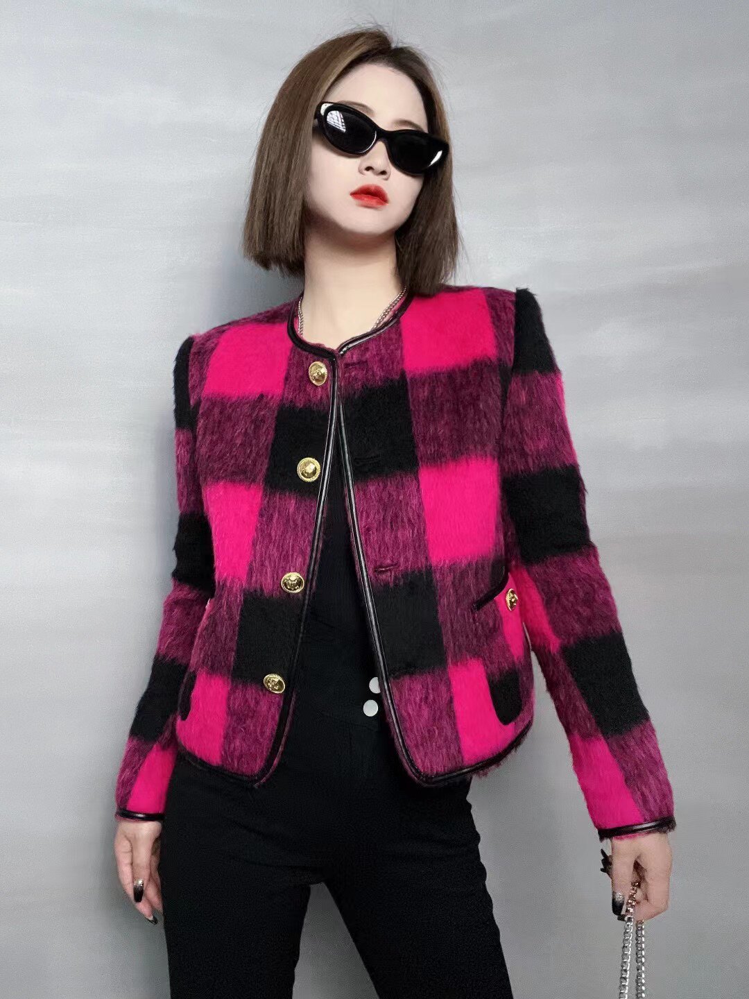 【爱依伦】金丝绒不加绒西装外套羊毛小香风喇叭裤集合链接特价