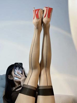 油亮提花后线假长筒性感丝袜