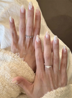 超闪圆形锆石戒指轻奢高级食指戒