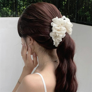 zoozmini白色云朵泡芙香蕉夹新款女韩系竖夹半扎发横夹后脑勺抓夹