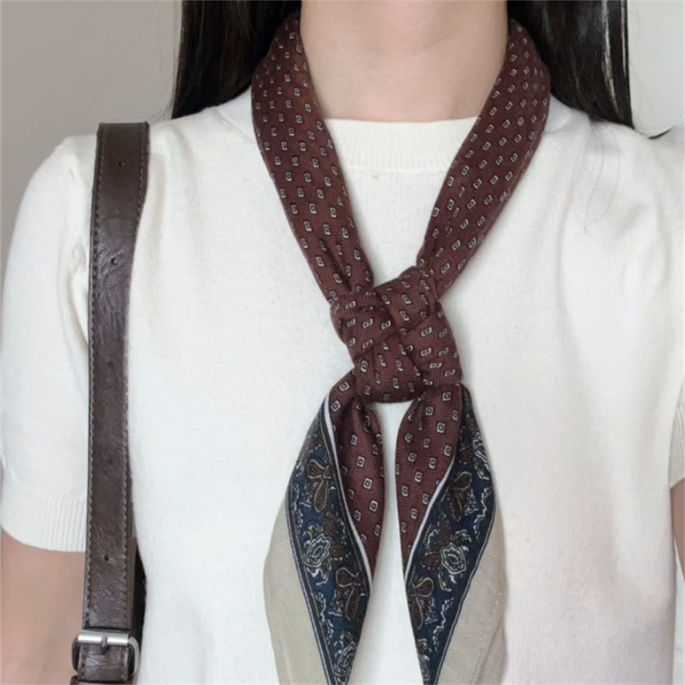 老钱风腰果花棕色小方巾丝巾领巾