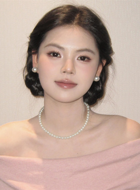 法式赫本风珍珠项链轻奢小众颈链