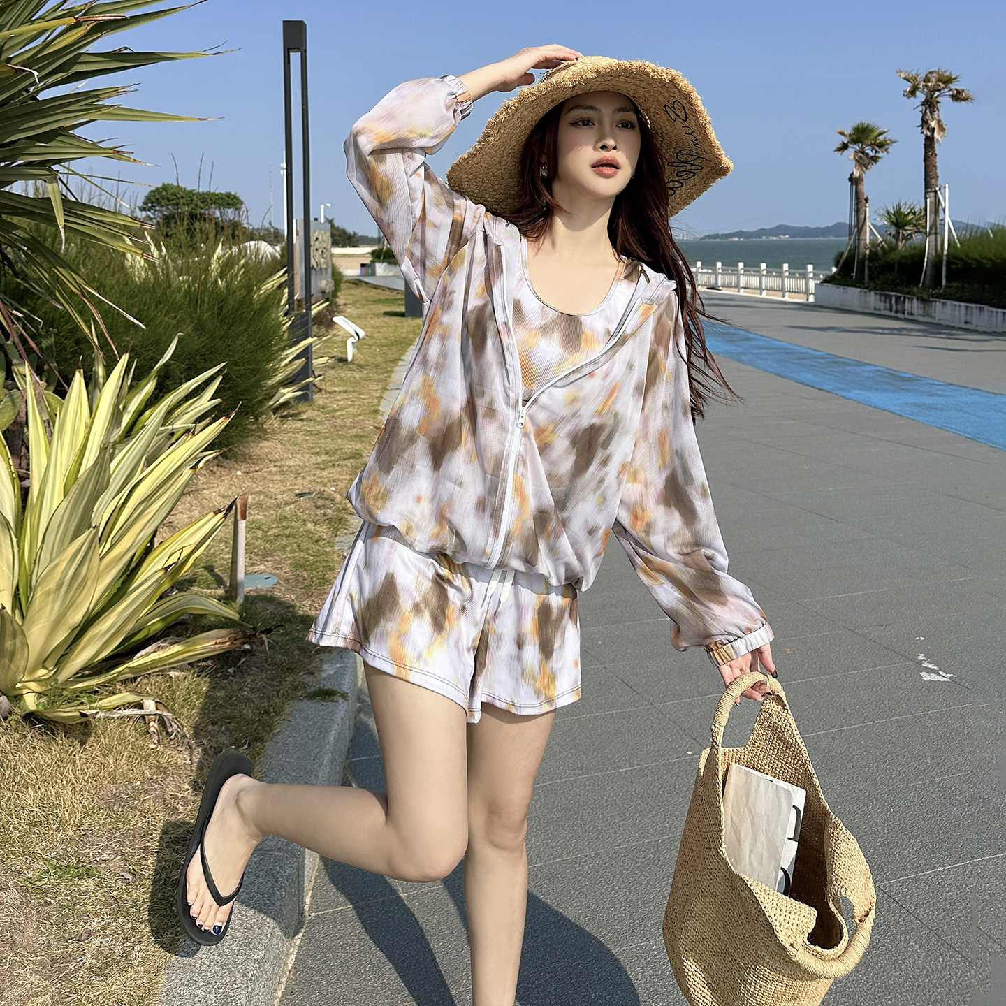 长袖泳衣女款分体三件套罩衫保守大码胖mm微胖女孩遮肉高级感温泉