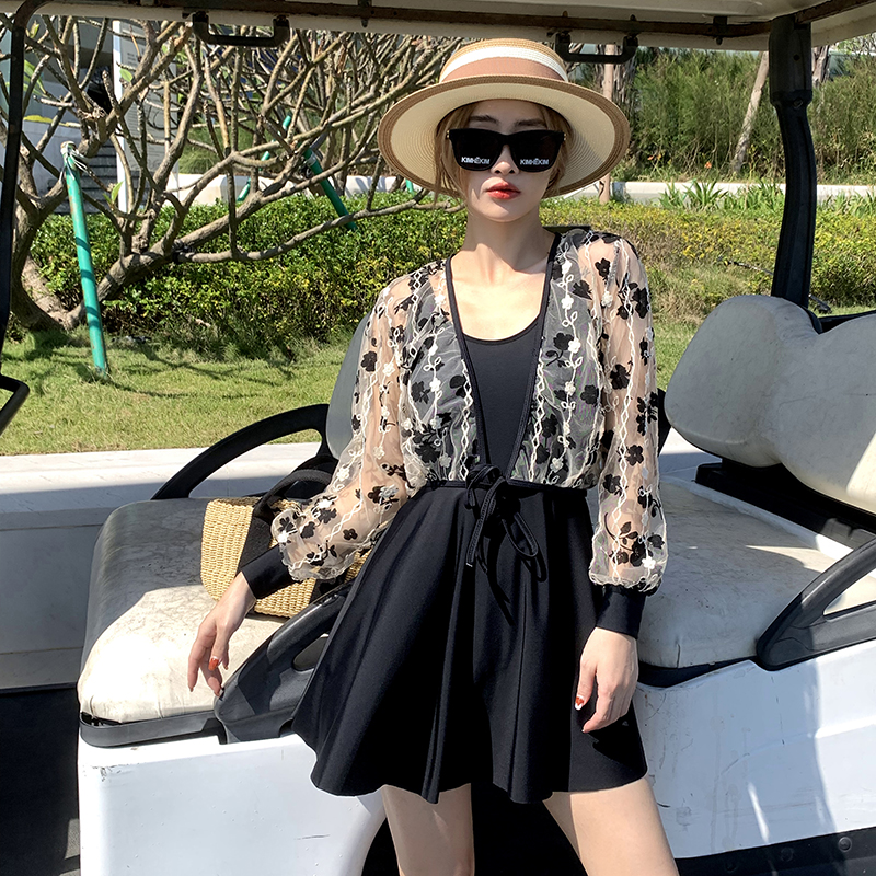 泳衣女款夏连体裙式保守大码胖mm遮肉长袖两件套2025新款温泉泳装