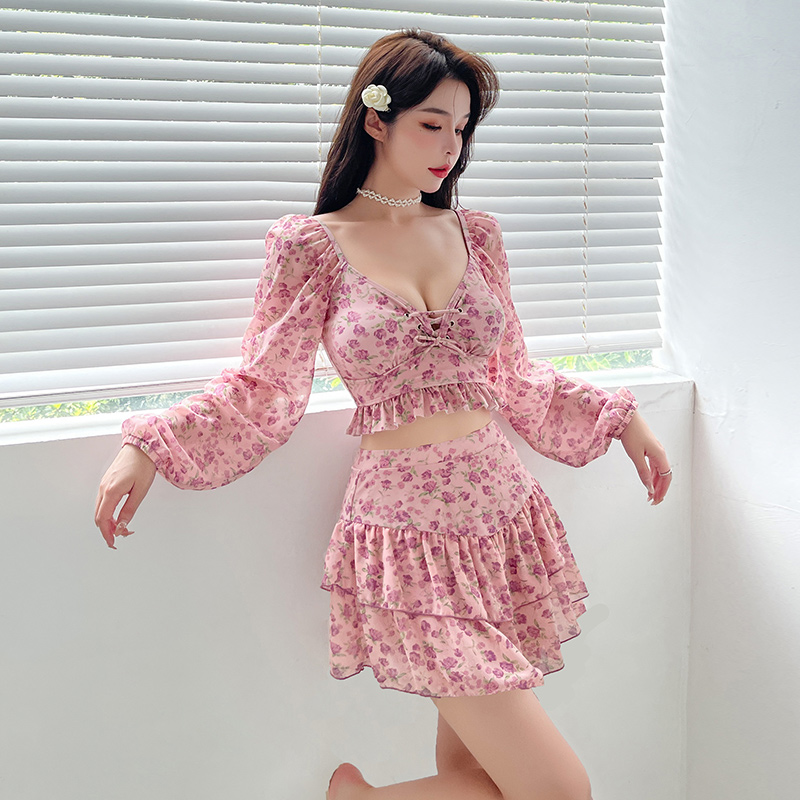 长袖泳衣女分体三件套显瘦遮肚性感小胸聚拢2025新款高级感泡温泉