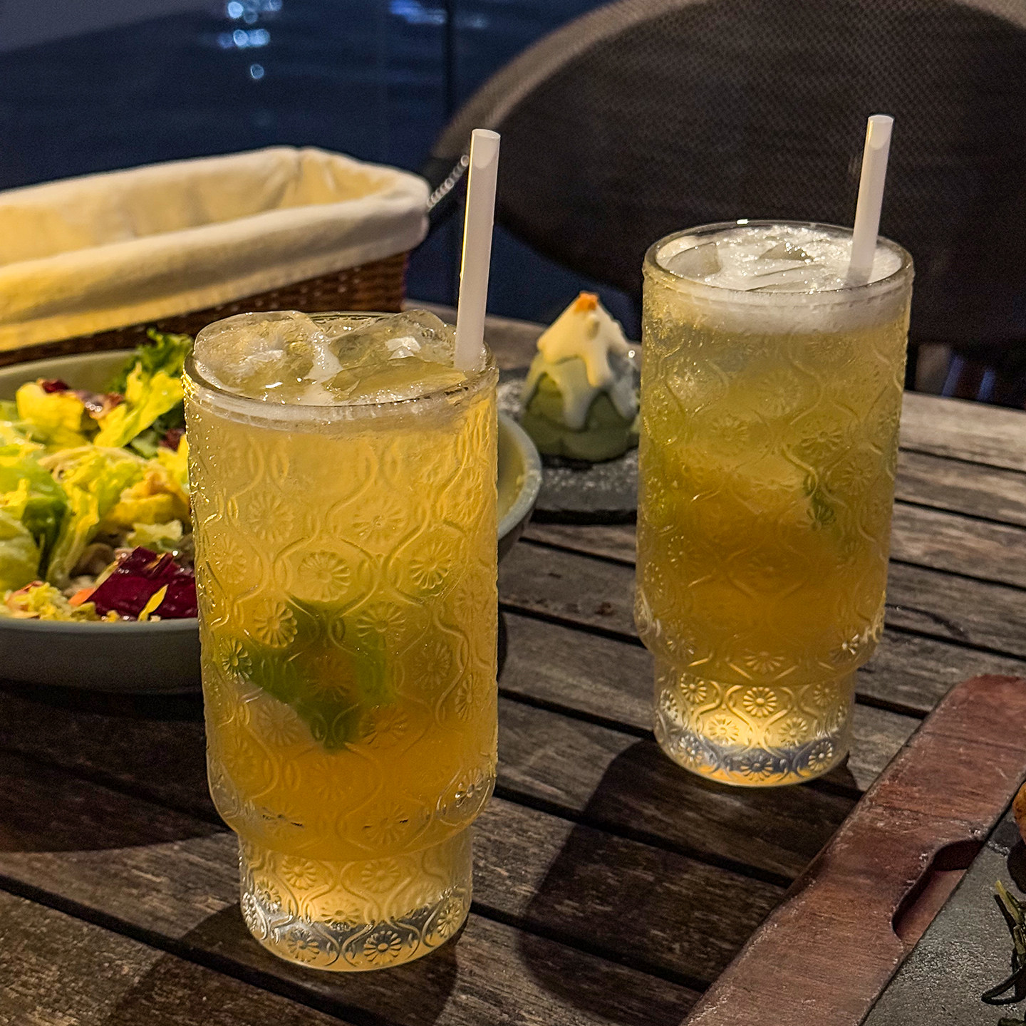 创意海棠花玻璃杯冷饮果汁杯耐热水杯鸡尾酒杯气泡水杯柠檬茶杯子