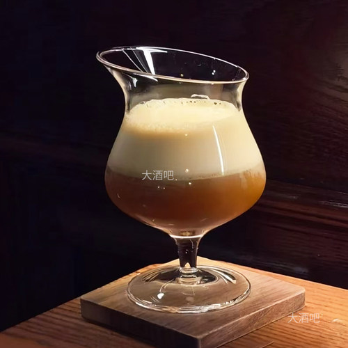 斜口鸡尾酒杯咖啡杯创意高脚杯白兰地杯古典威士忌杯微醺调酒杯子