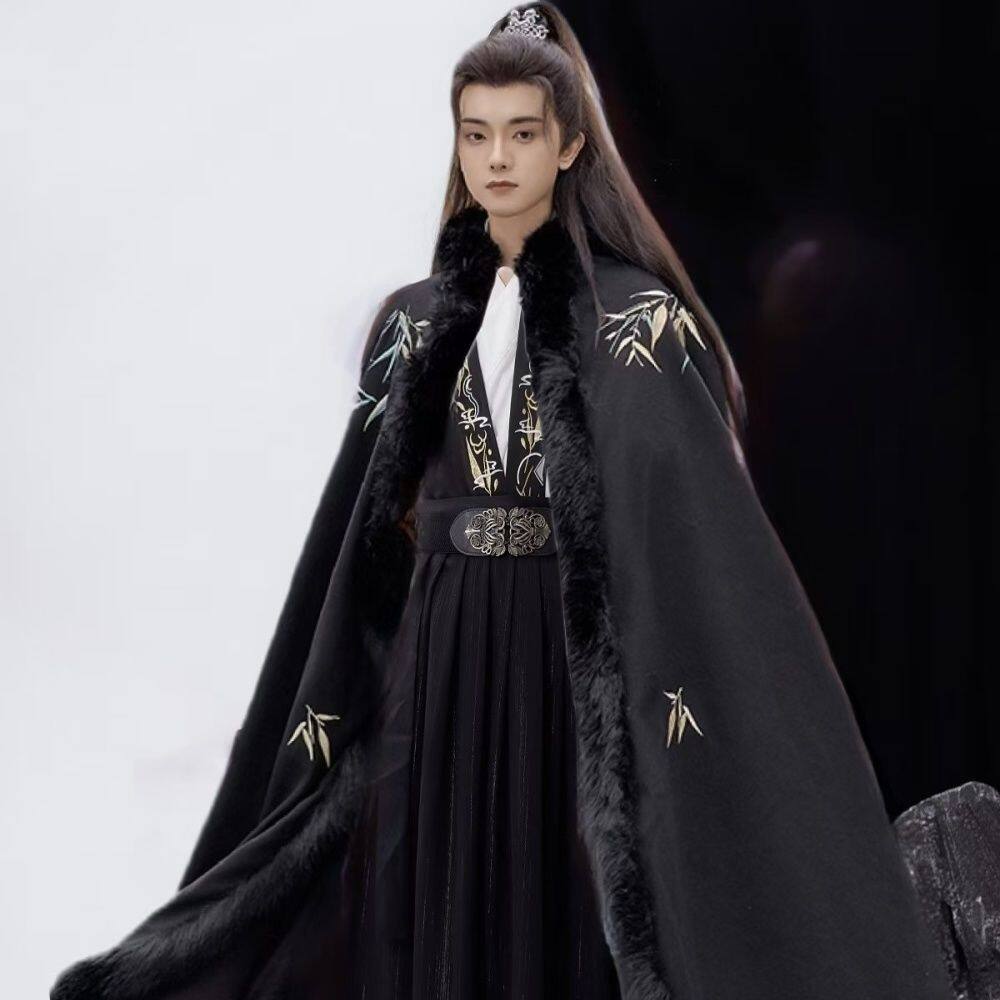 原创秋冬季汉服斗篷男女交领中国风绣花黑色毛领加绒加厚披风外套