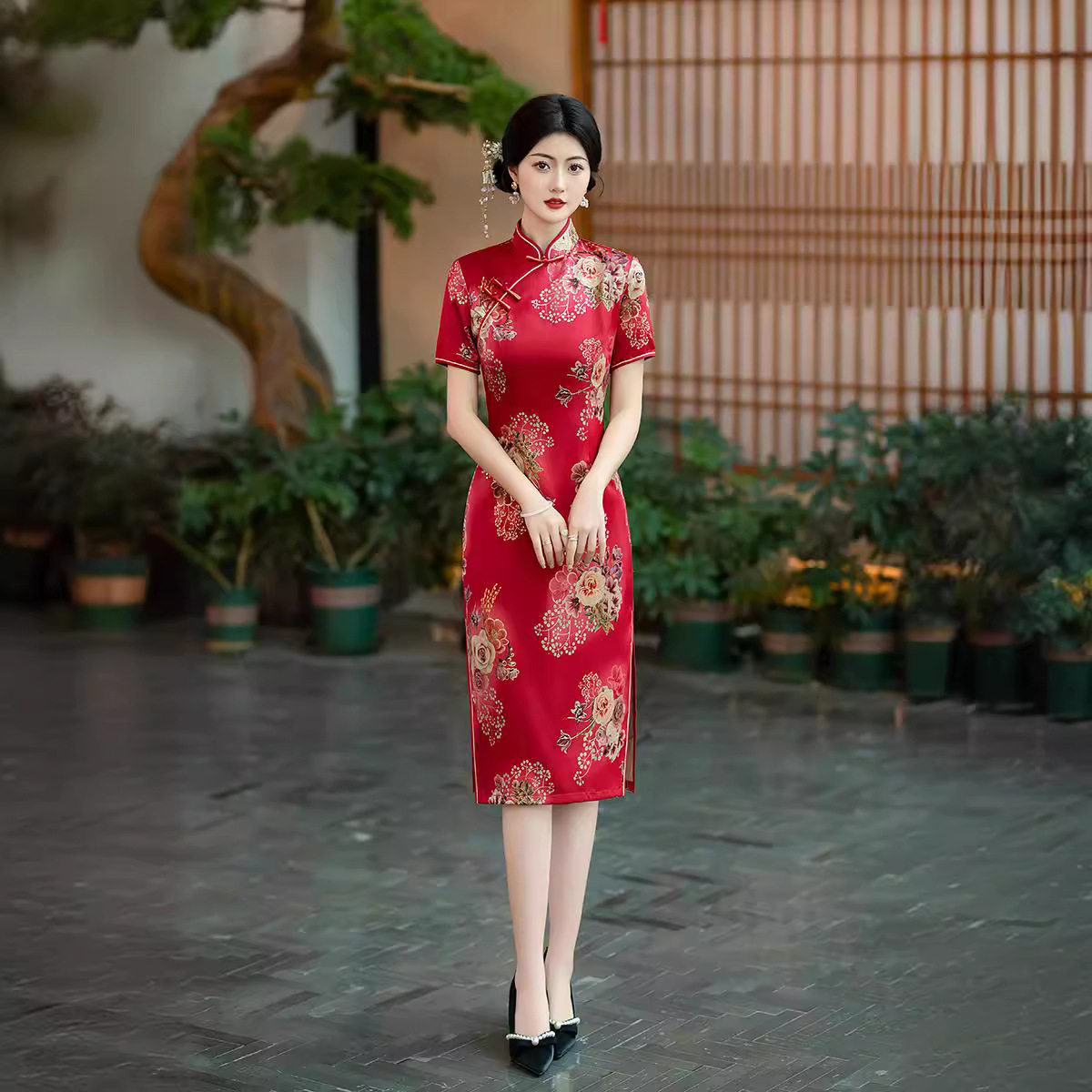 2026优雅妈妈婚礼服喜婆婆婚宴装烫金连衣裙夏款端庄气质裙子