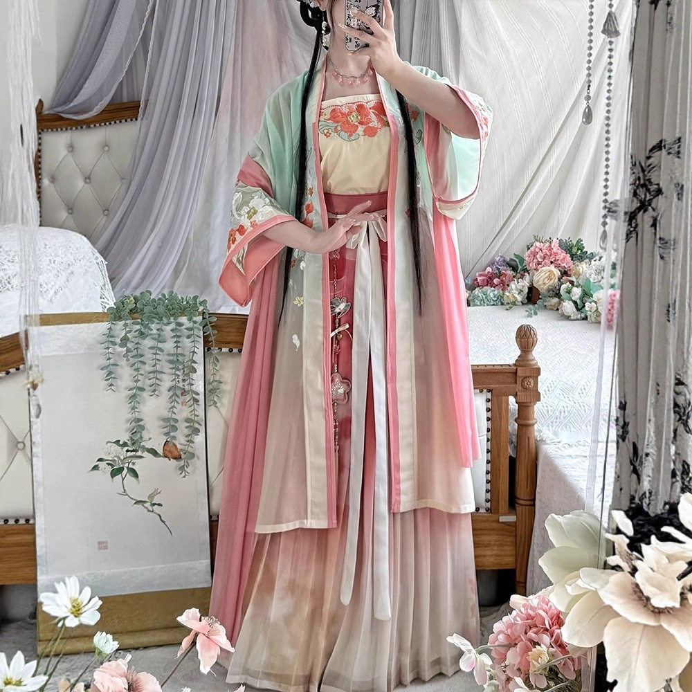 原创宋制汉服女2026新款春秋长褙子刺绣吊带套装仙气绝美日常古装