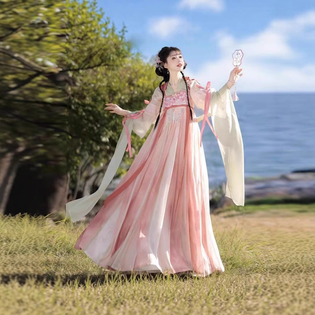 昭昭公主原创唐制汉服齐胸诃子元素春秋重工绣花春秋古风飘逸日常,女装/女士精品,汉服套装,淘宝优惠券,粉丝福利购,淘宝优惠卷