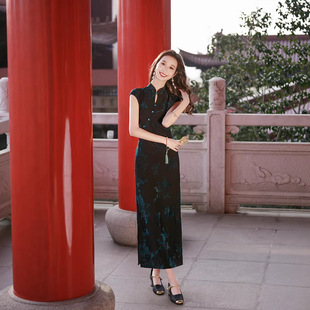 改良长款旗袍2026春季新款新中式年轻款黄色气质无袖国风连衣裙