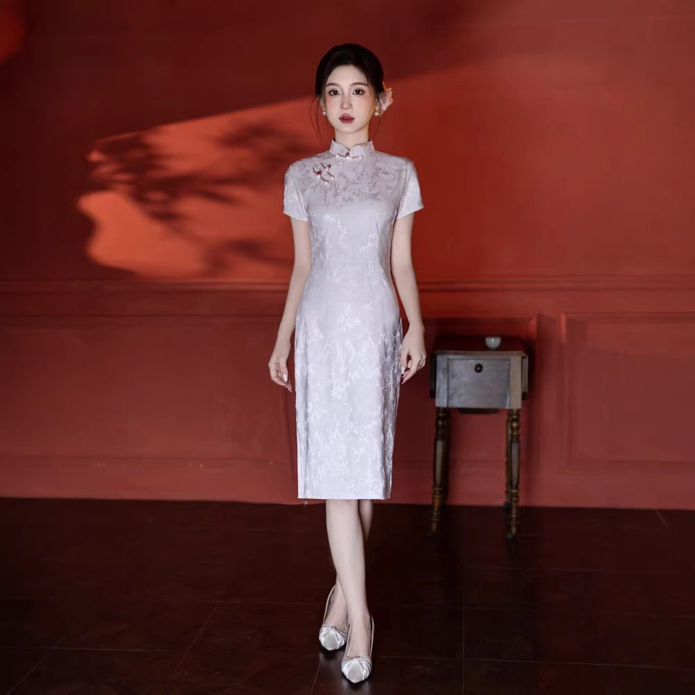 新中式旗袍女2026年新款春季粉色气质日常可穿修身改良连衣裙中长