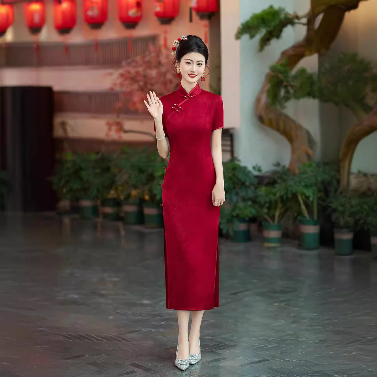 靓依铺2026优雅妈妈婚礼服喜婆婆婚宴装连衣裙夏新款端庄气质裙子