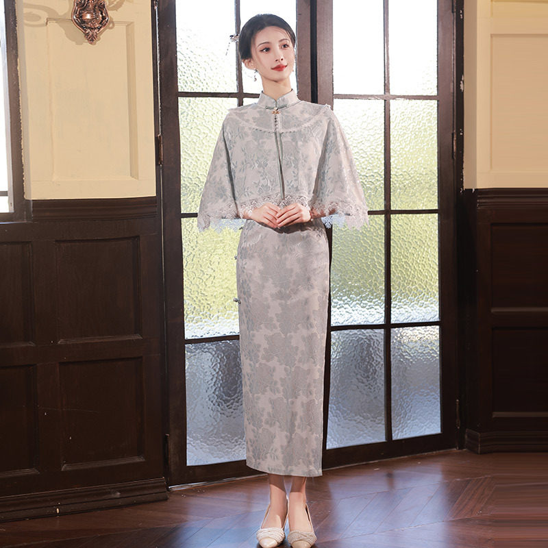 司藤蕾丝长款改良旗袍2024新款年轻款女复古高端气质两件套连衣裙