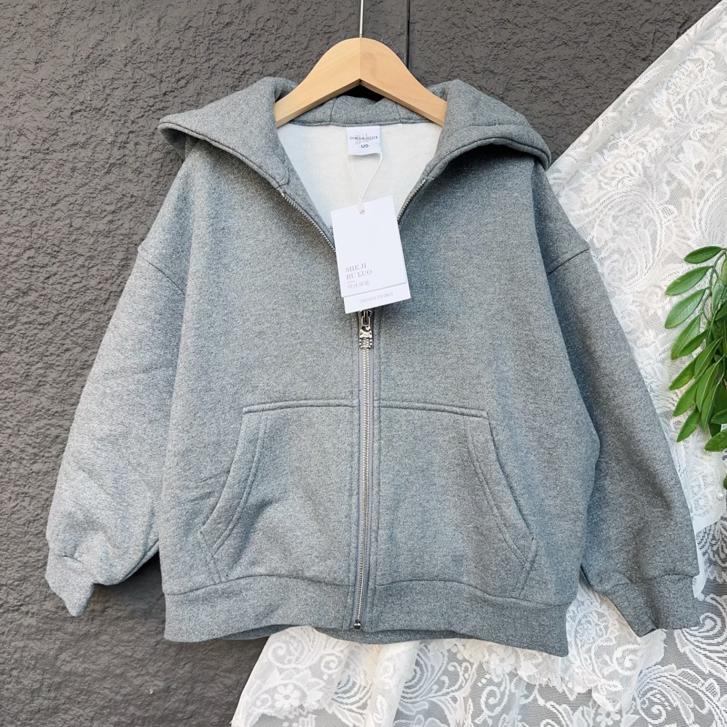 设计部落童装女童男童连帽外套儿童加绒开衫卫衣中大童男孩秋冬款