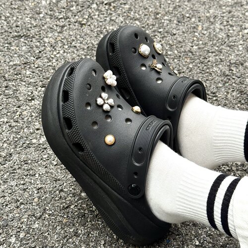 Crocs卡骆驰洞洞鞋经典泡芙Clog26年夏季新款沙滩鞋凉鞋207521