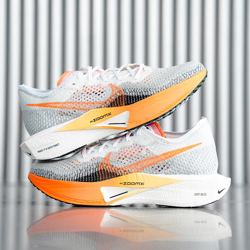 耐克NIKE竞速碳板鞋VAPORFLY NEXT%3 男子马拉松跑步鞋FV3633-081