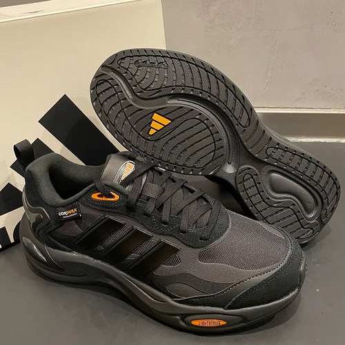 Adidas阿迪达斯男女鞋 CLIMAWARM 黑色暖风运动鞋跑步鞋 IH0480