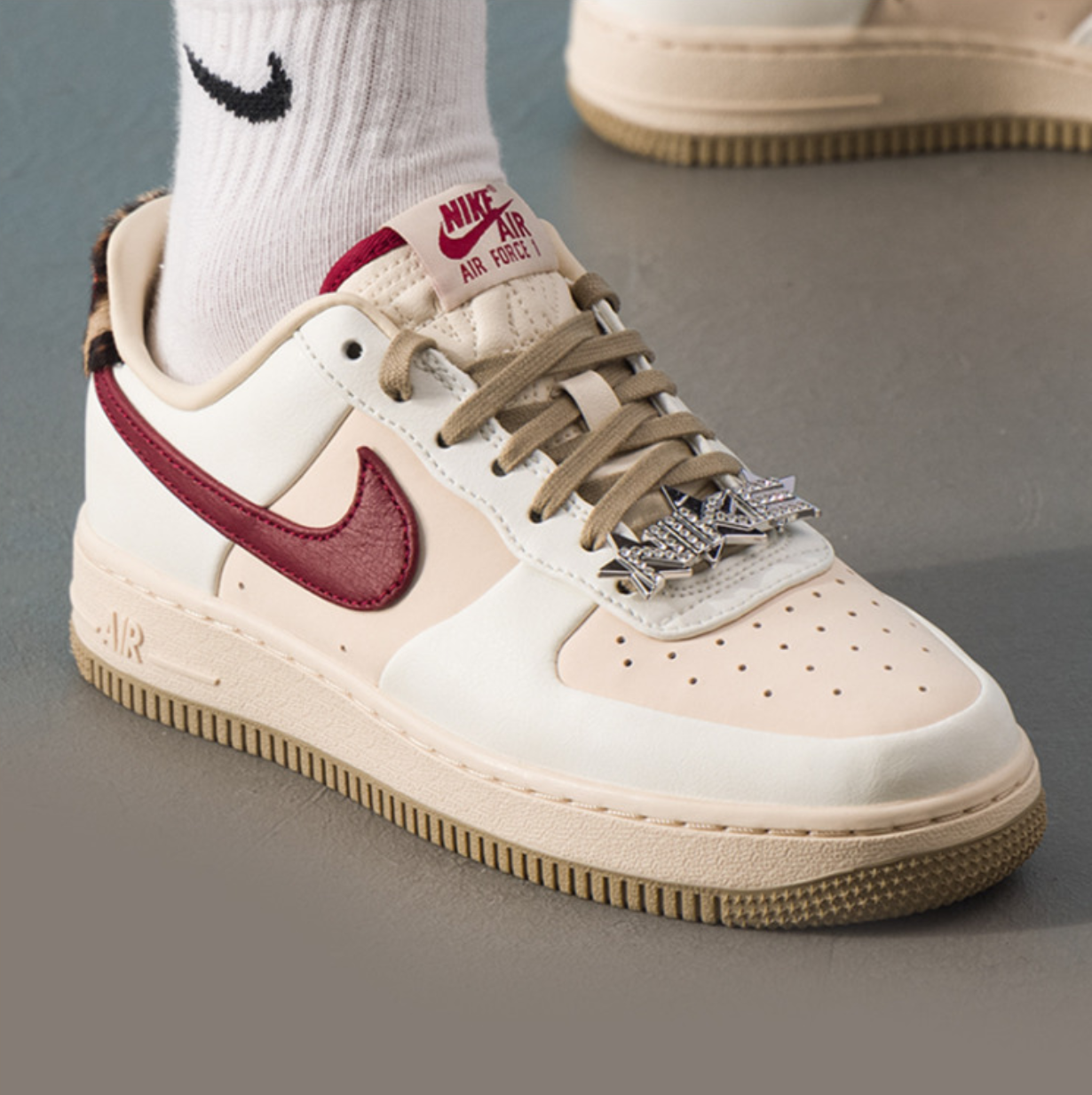 Nike/耐克 Air Force 1空军一号AF1经典运动休闲鞋板鞋IM7510-262