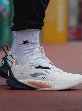 李宁LiNing 闪击10 OSO新款男子支撑耐磨嫩樱粉篮球鞋 ABAT085-6