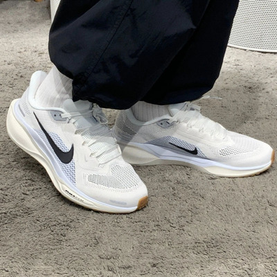 耐克飞马41低帮跑步鞋